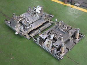 Single punch die (engineering die)